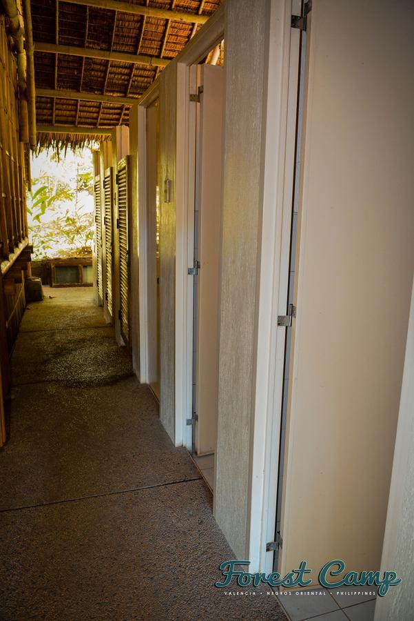 Forest Camp Resort Valencia  外观 照片