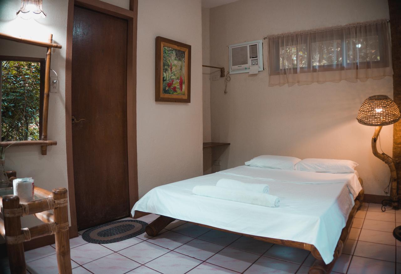 Forest Camp Resort Valencia  外观 照片